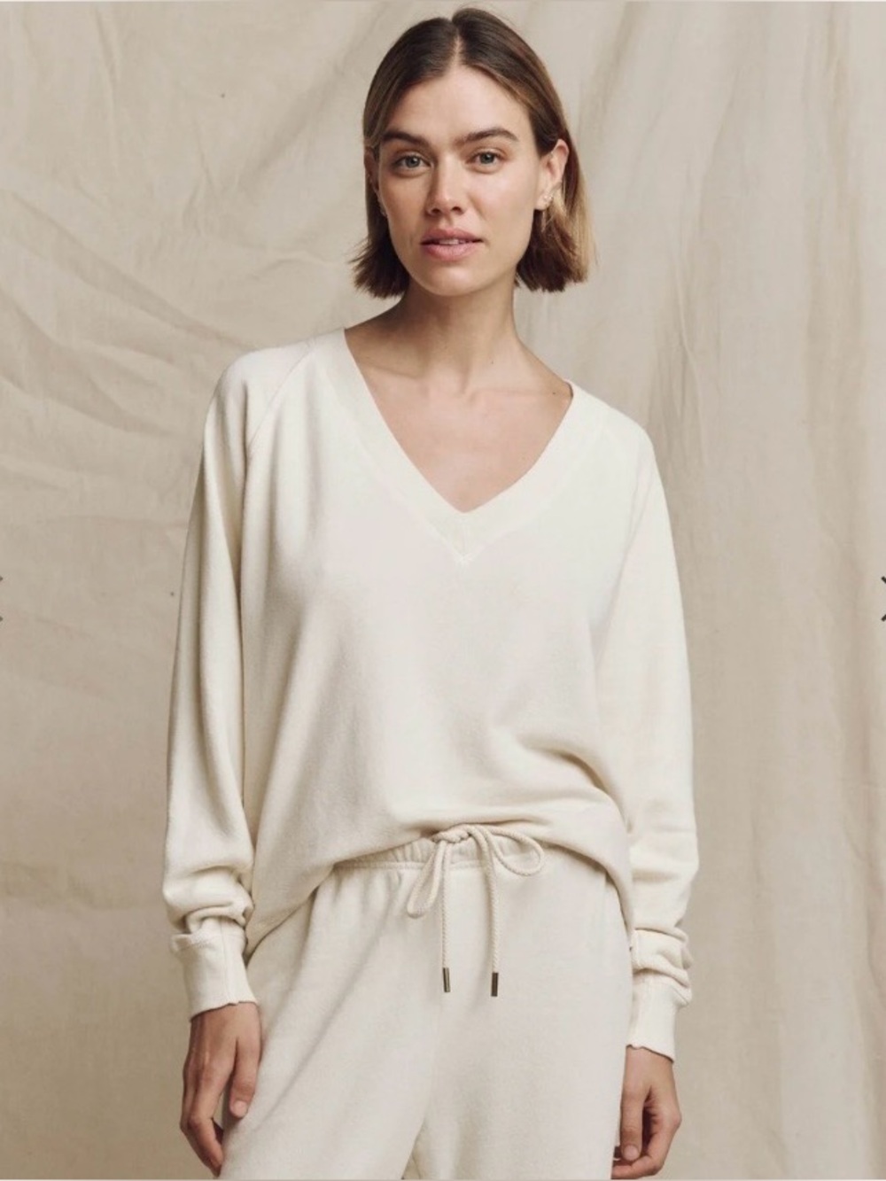 THE GREAT The V-Neck Sweatshirt Size 1 / S